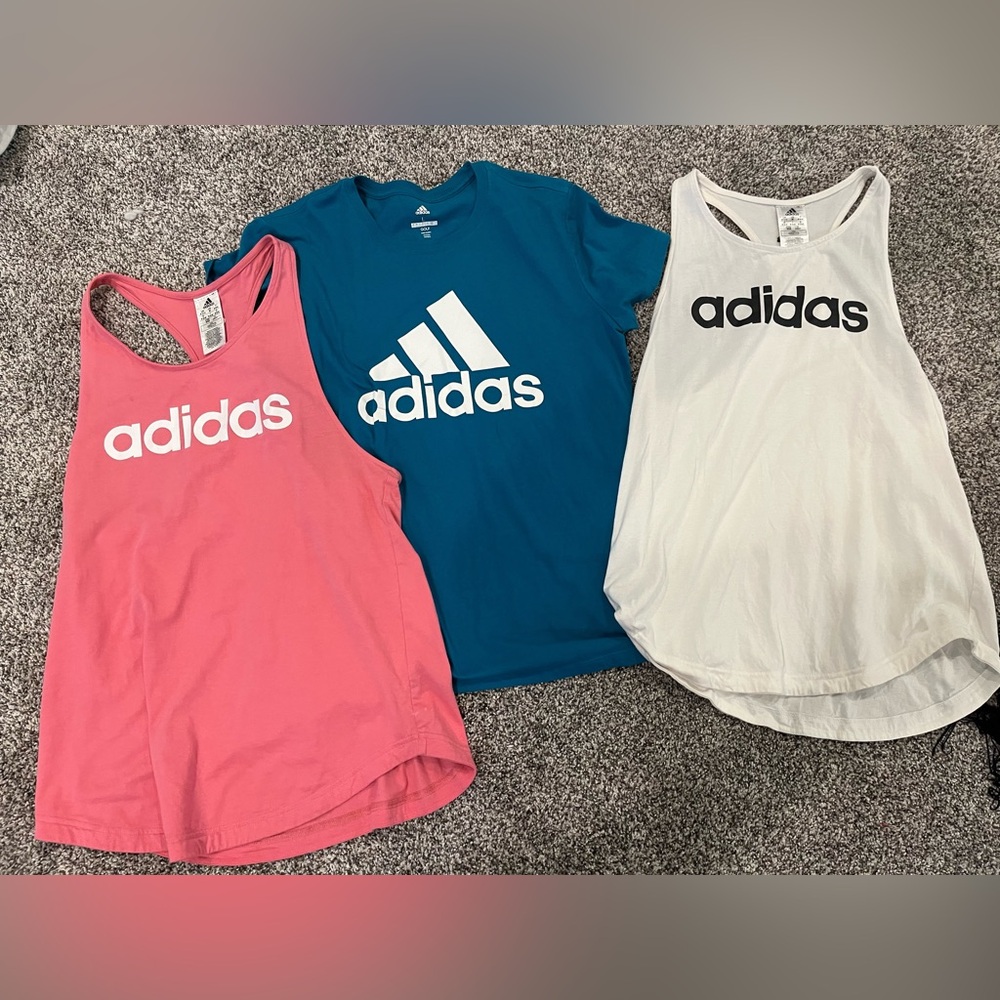 CLOSET CLEAN OUT Women’s Bundle of 3 Tanks & Shirt - Medium & Large